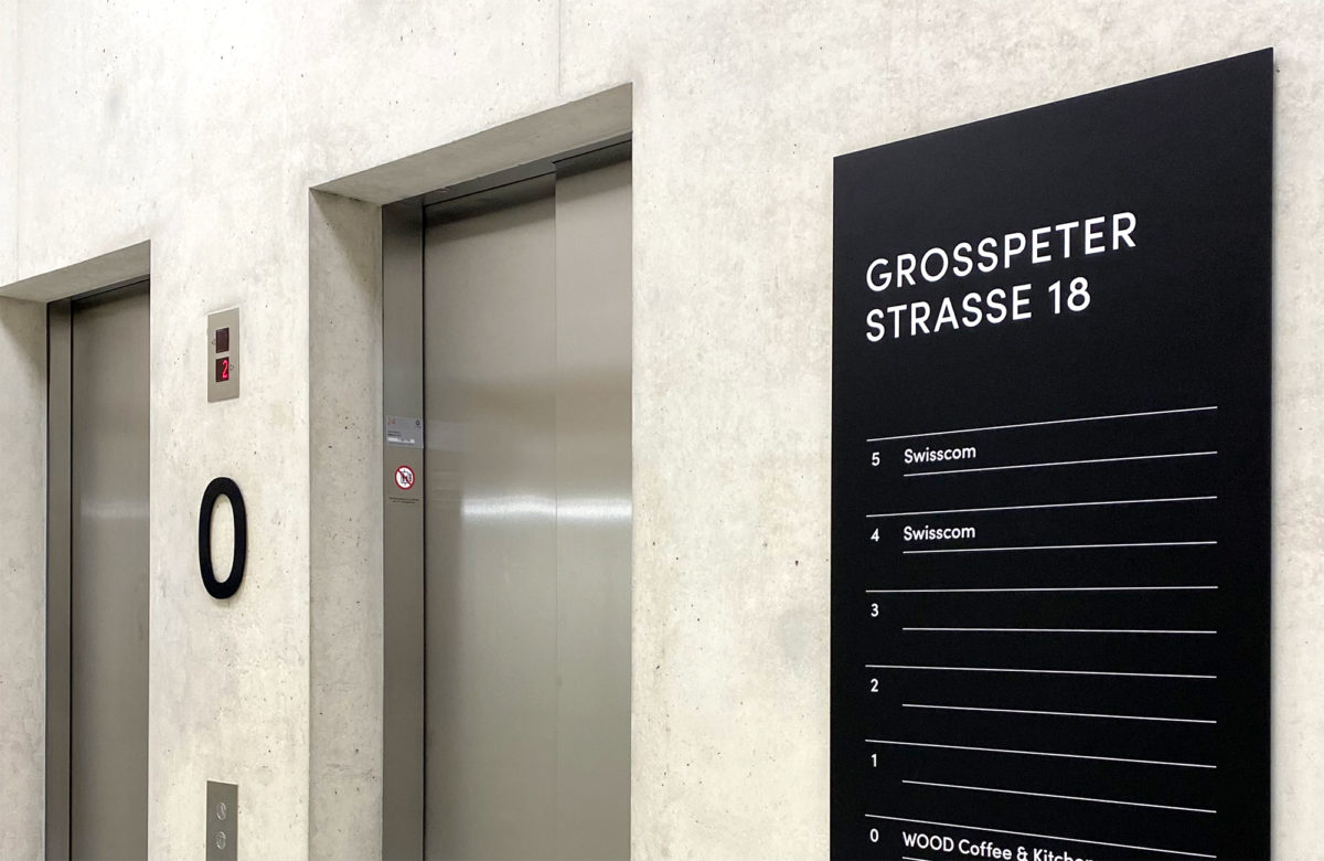 Vollendete Signaletik – CLIME Gebäude an der Grosspeterstrasse, Basel